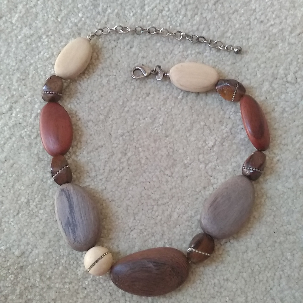 Chico's Womans Necklace Wooden - Picture 3 of 8